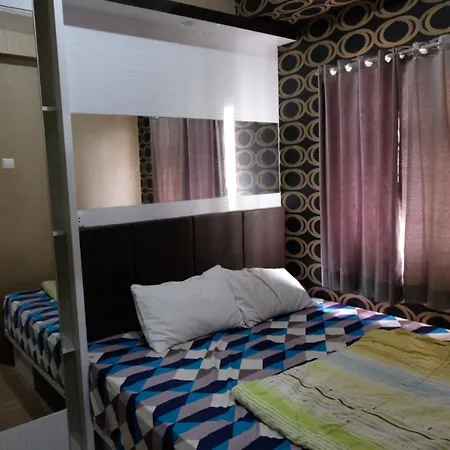 The Suites Metro Apartment By Zaky
